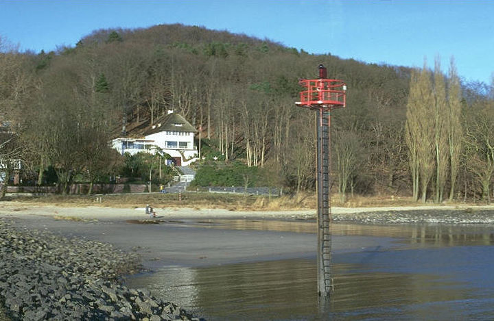 Leuchtturm Falkensteiner Ufer