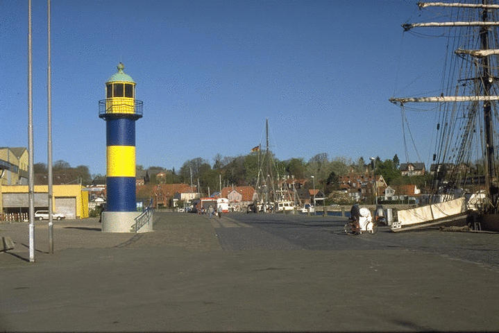 Leuchtturm Eckernfrde, Hafeneinfahrt, alt